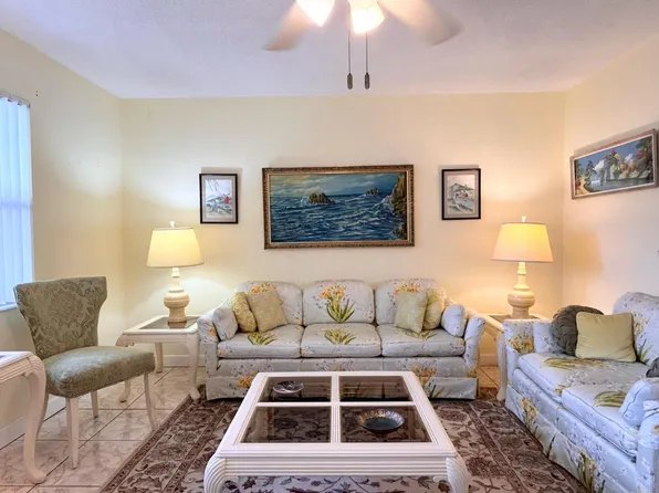 480 Horizons W #105, Boynton Beach, FL 33435