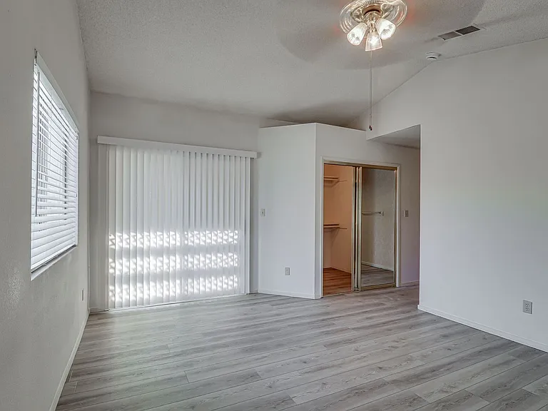 4005 Asino Ave — Photo 13
