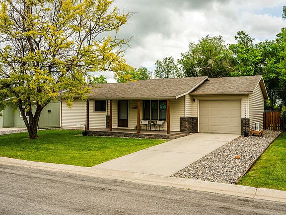 2nd image of 1379 Yonkee Ave