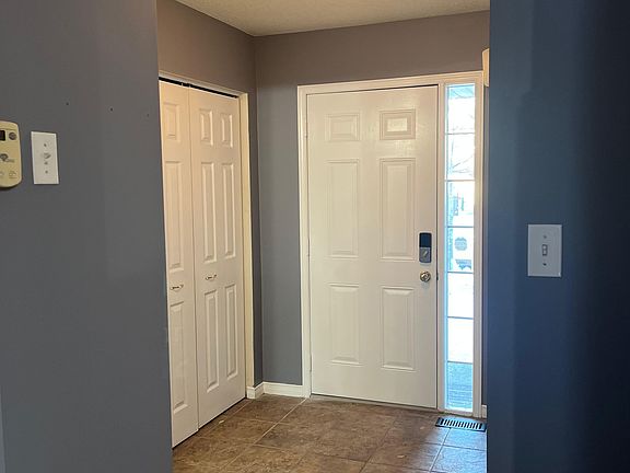 3rd image of 126 Templewood Dr #126