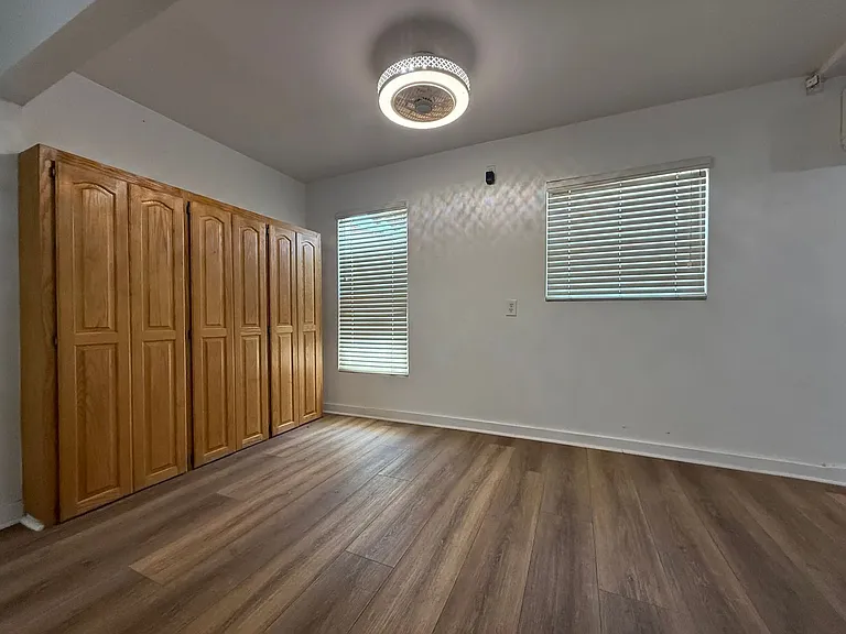 515 Wood St — Photo 5