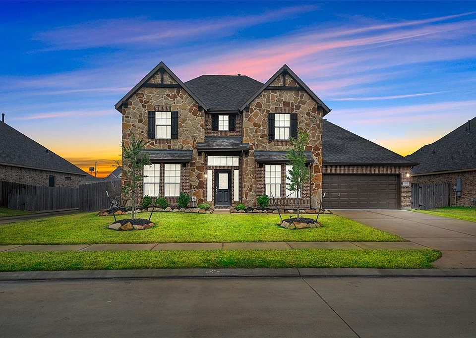 1st image of 12111 Obsidian Ln