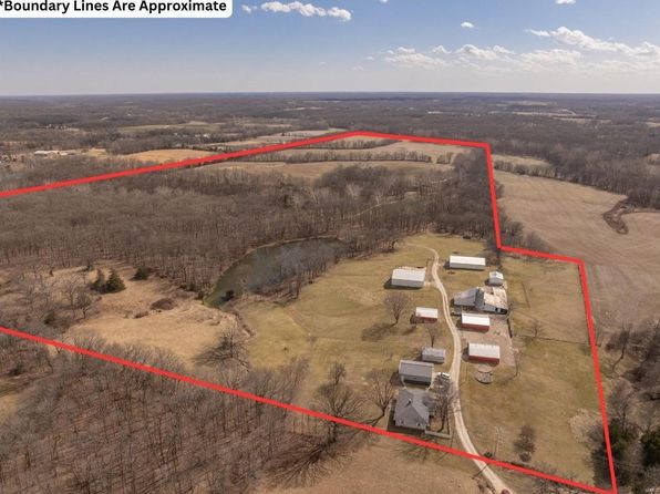 242 Gerding Rd, Hawk Point, MO 63349
