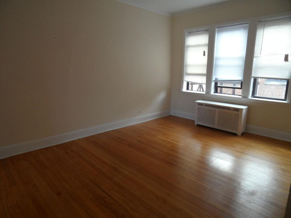 1st image of 1521 W Farwell Ave #3B