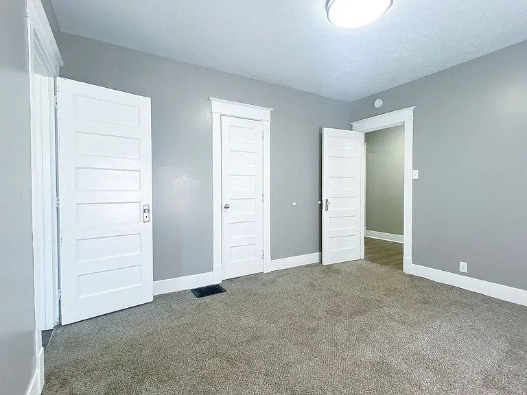 1106 S Buckeye St — Photo 12