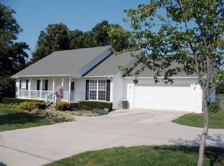 1005 Williamson Chapel Rd, Maryville, TN 37801