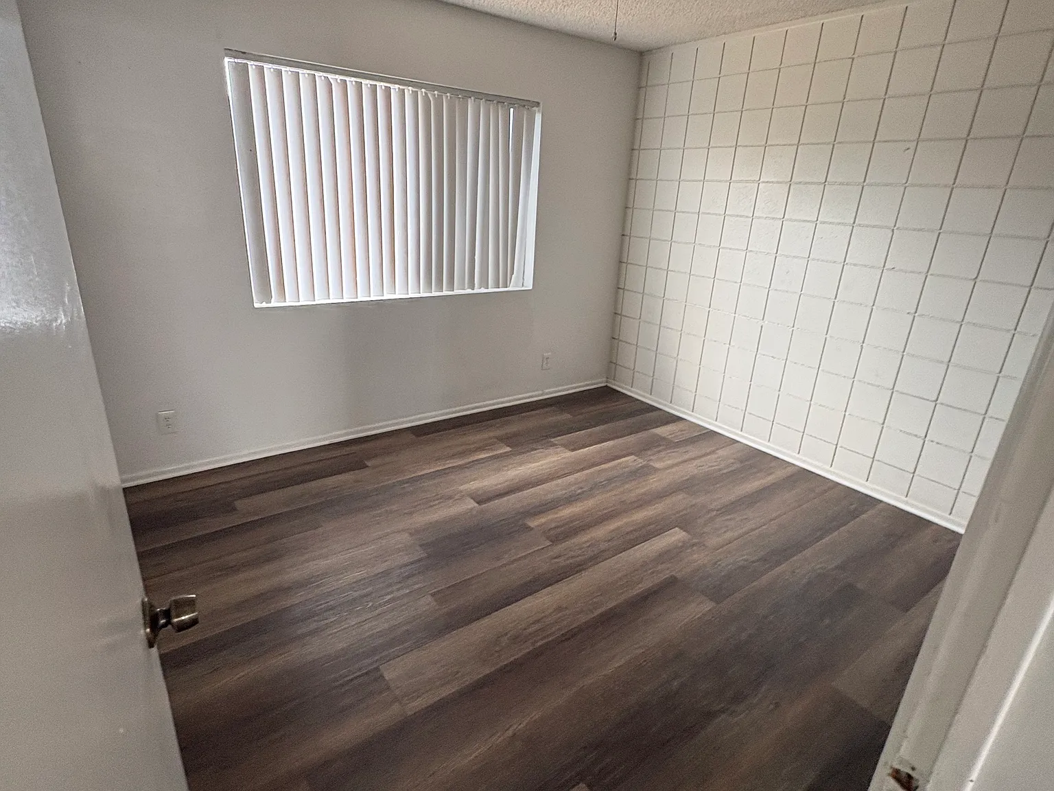 2 bed, 736 sqft, $1,900 — Photo 4