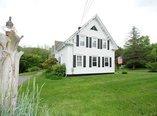56 Cliff St #B, Plymouth, MA 02360