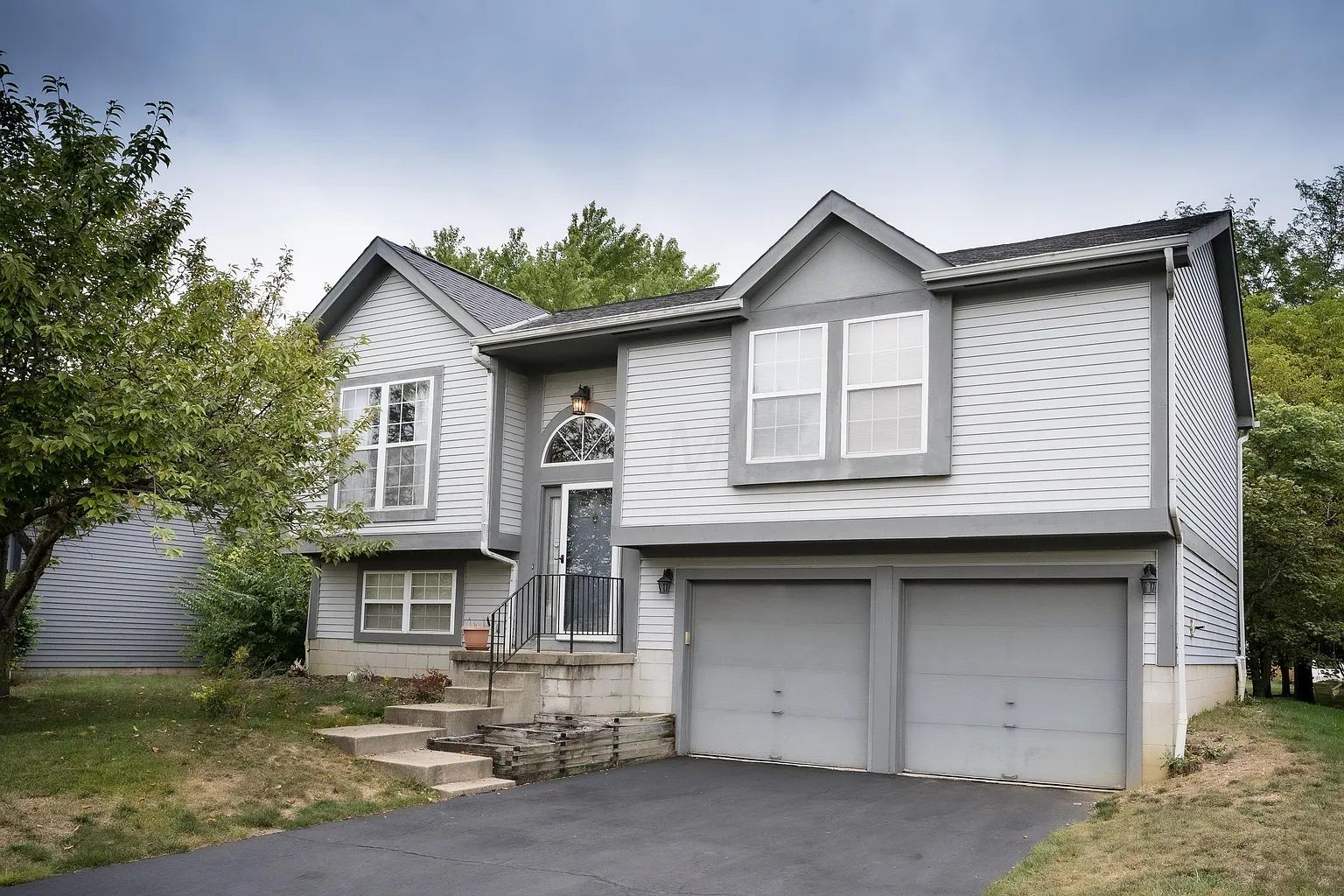8658 Westpoint Dr photo 1