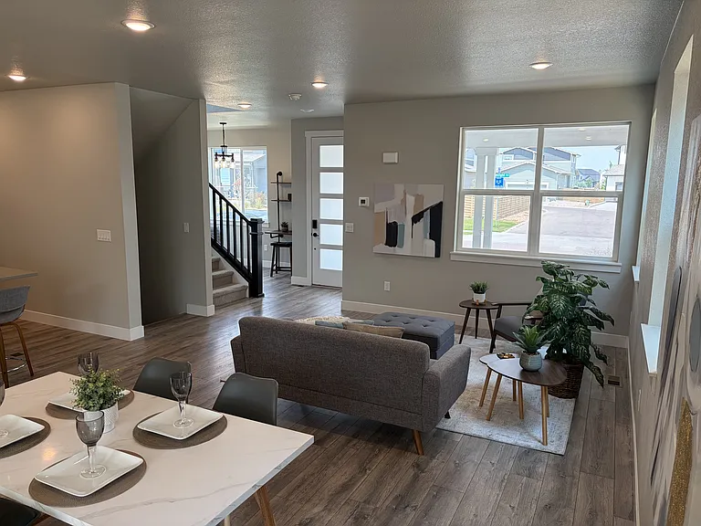 6071 Goodnight Ave — Photo 3