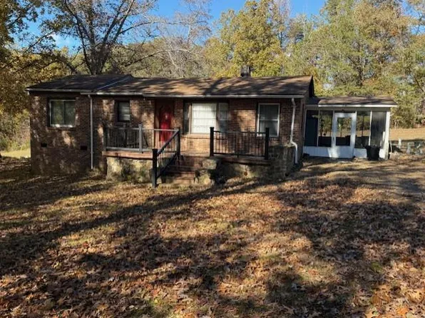 1696 River Ridge Rd, Danville, VA 24541