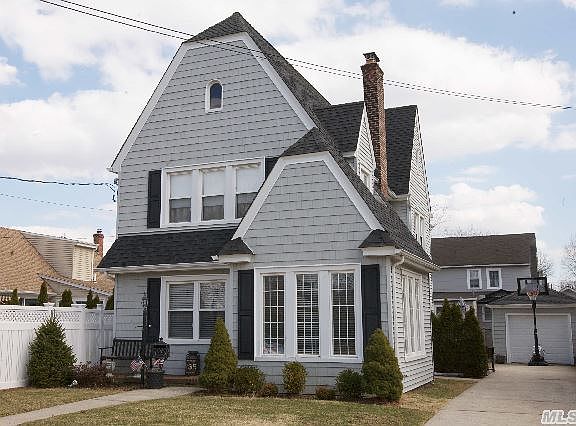 2nd image of 135 Southard Ave