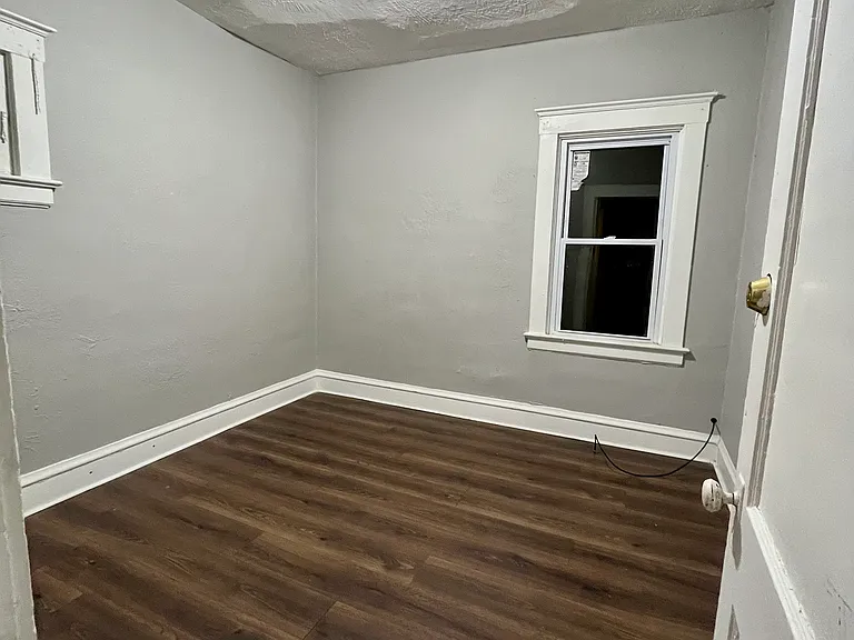 10937 Massie Ave #1 — Photo 8