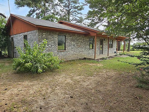 3rd image of 303 Dodson Ln