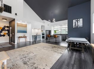 904 W Riverside Dr, Louisville, KY 40207