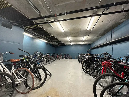 Rented by Premier One Realty LLC | media 23