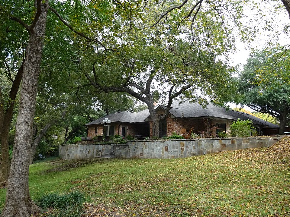 1st image of 500 Villawood Cir
