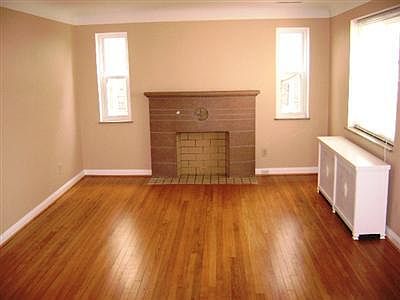 3rd image of 4324 Homelawn Ave