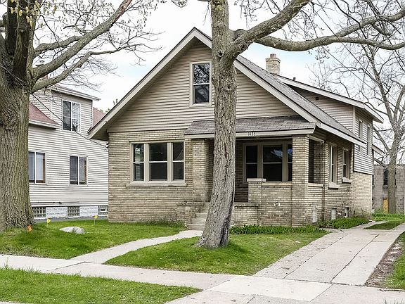 006-Front_View-4073733-medium