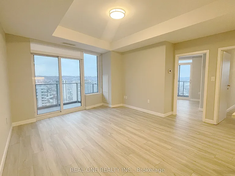 20 George St #2409 — Photo 11