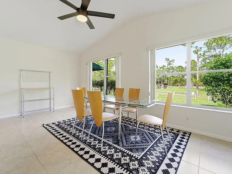 5562 Reynolds Rd — Photo 26
