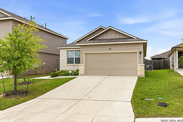 7207 Littlefoot Ln — Photo 3
