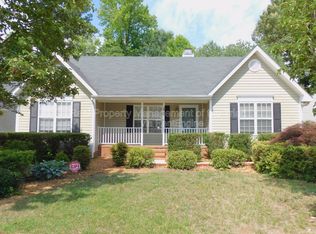 2988 Butterwood Dr, Jamestown, NC 27282