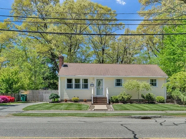 33 Sumner St, Norwood, MA 02062