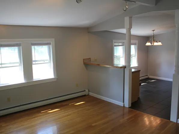 612 Stevens Ave APT 2, Portland, ME 04103