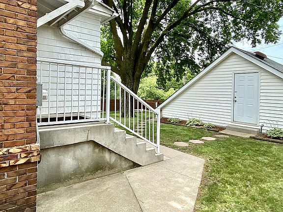 5th image of 2807 Jennings St