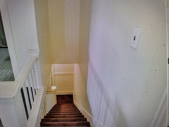 4th image of 757 Earlham St