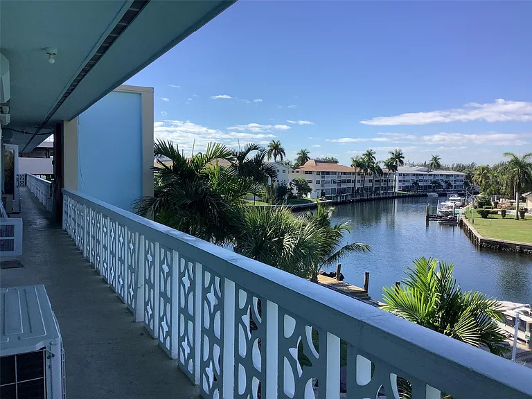 455 Golden Isles Dr #307 — Photo 19