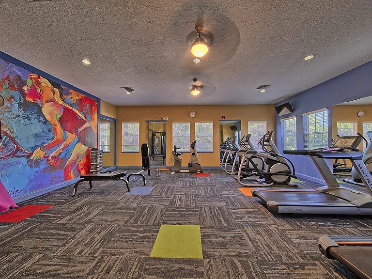 Toledo Club Apartments — Photo 13