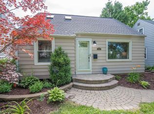 3354 N 91st St, Milwaukee, WI 53222