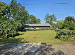 1409 Faye St, Mena, AR 71953