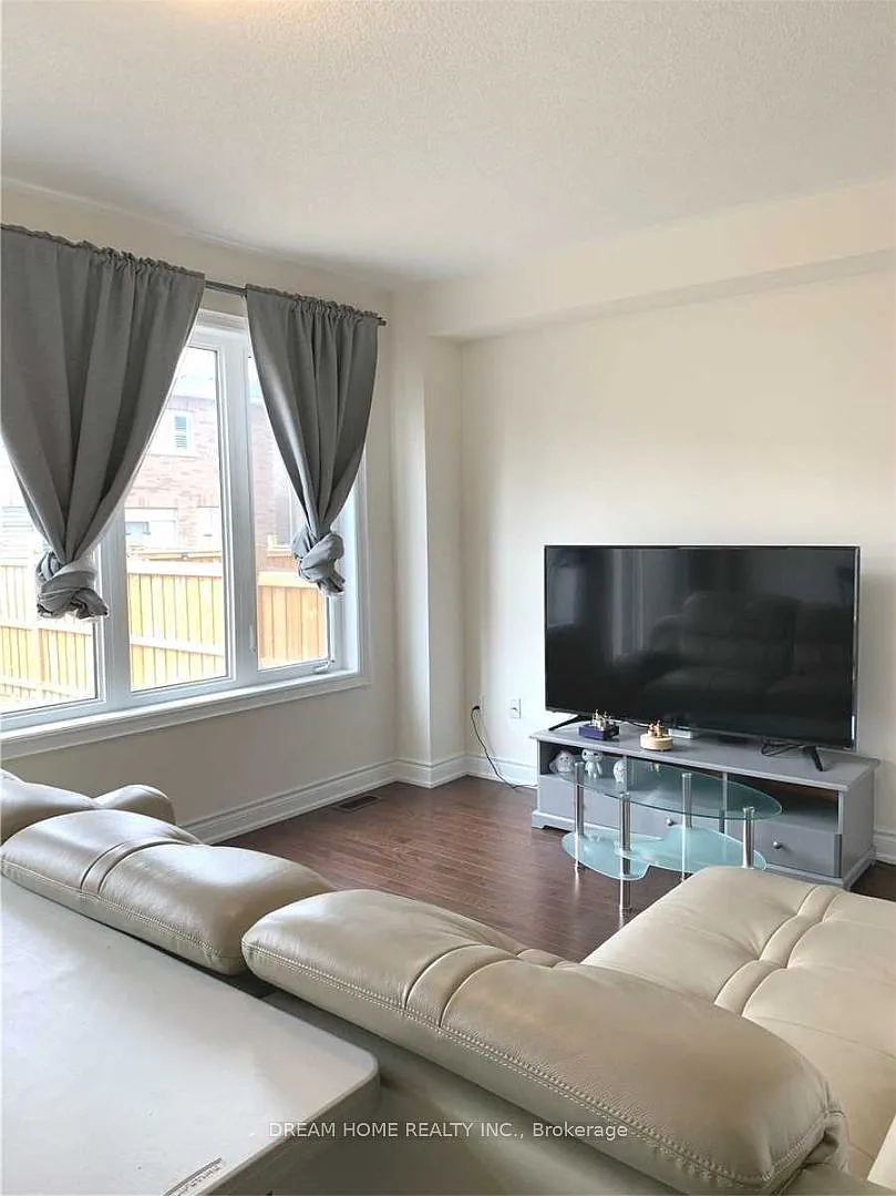 4 bed, $3,500 — Photo 3