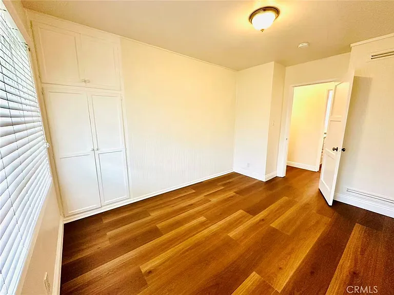400 E Fernfield Dr — Photo 16