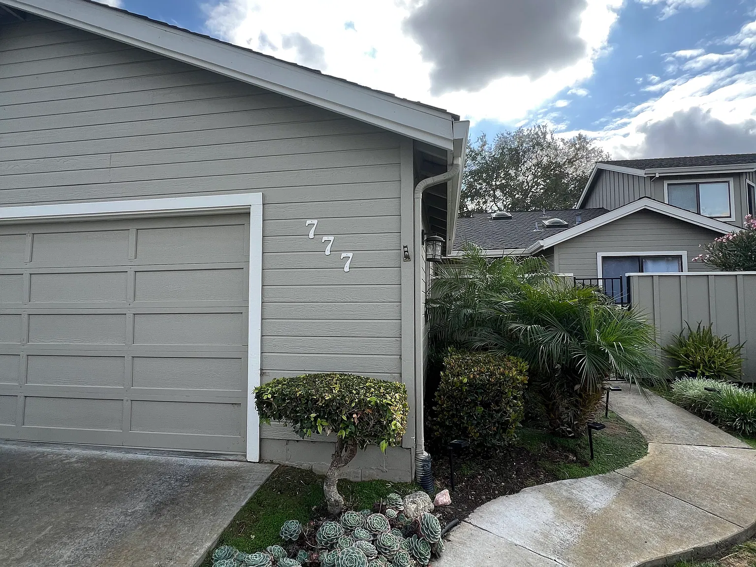 2 bed, 1675 sqft, $3,250 — Photo 1