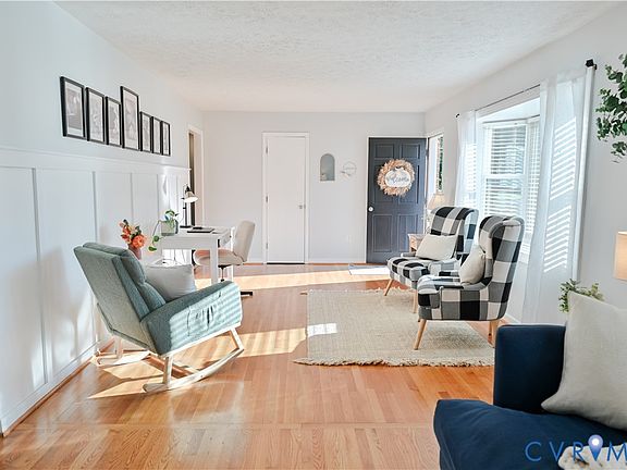 4th image of 7384 Ridge Hill Ln