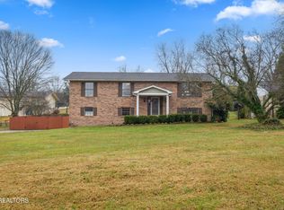 1212 Hoss Rd, Powell, TN 37849