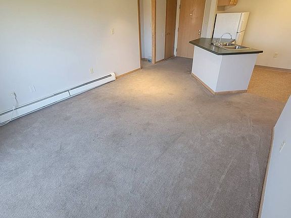 3rd image of 400 13th Ave NW Unit 11