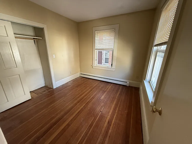 27 Salem St #4 — Photo 5