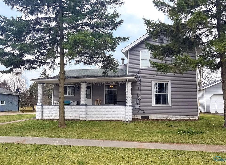 1st image of 413 N Adrian St