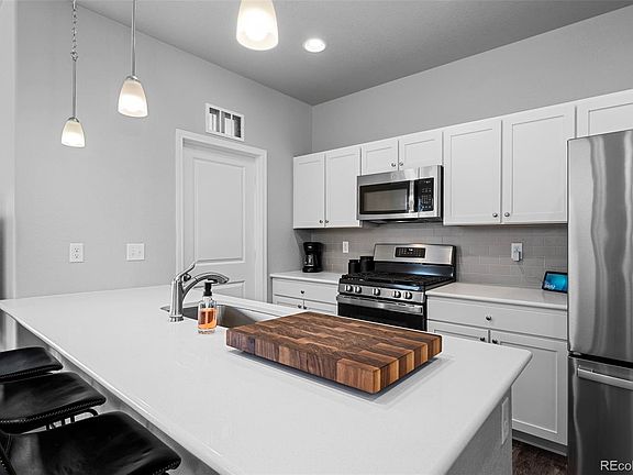 3rd image of 7410 Gorgeted Quail Grove