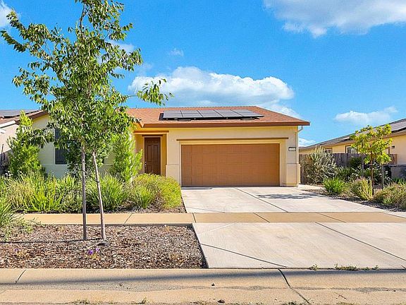 2nd image of 1559 Falabella Way