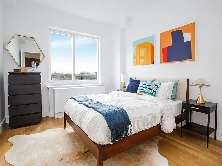 37-14 36th St #8K — Photo 4