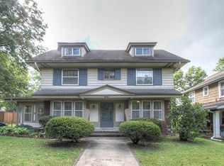 941 W 32nd St, Kansas City, MO 64111