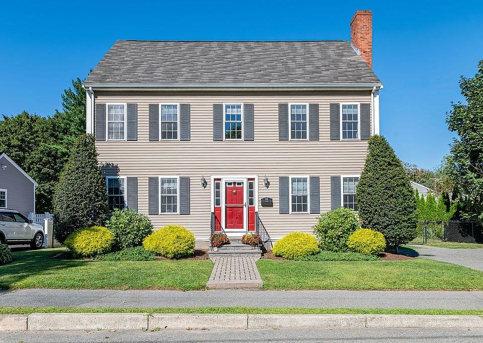 1st image of 44 Livoli Ave