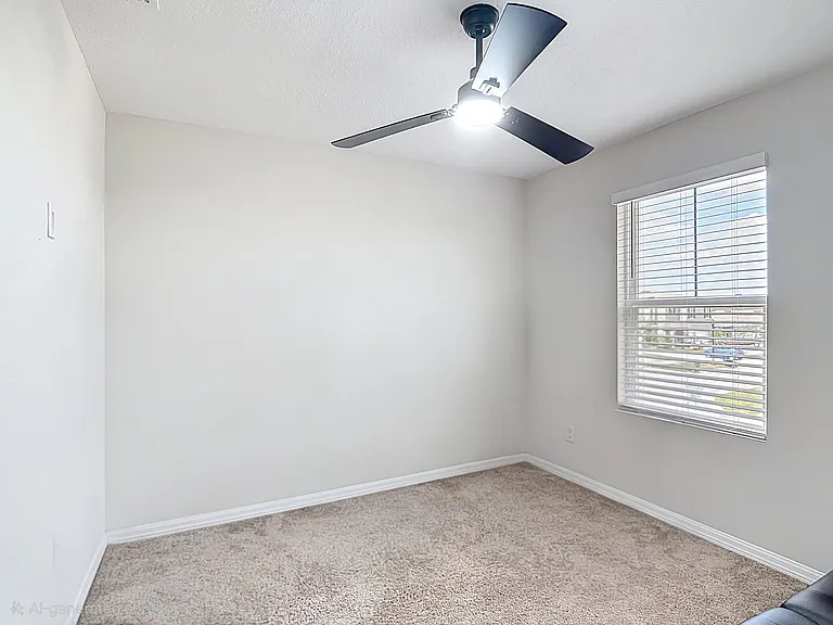 1504 Hummingbird Rd — Photo 18