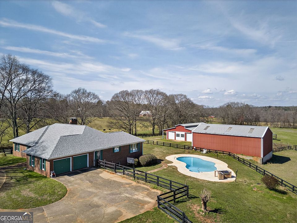1st image of 365 Lovell Rd